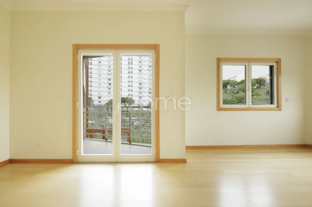 Apartamento T2 para Arrendamento em Oeiras e São Julião da Barra, Paço de Arcos e Caxias Foto 7