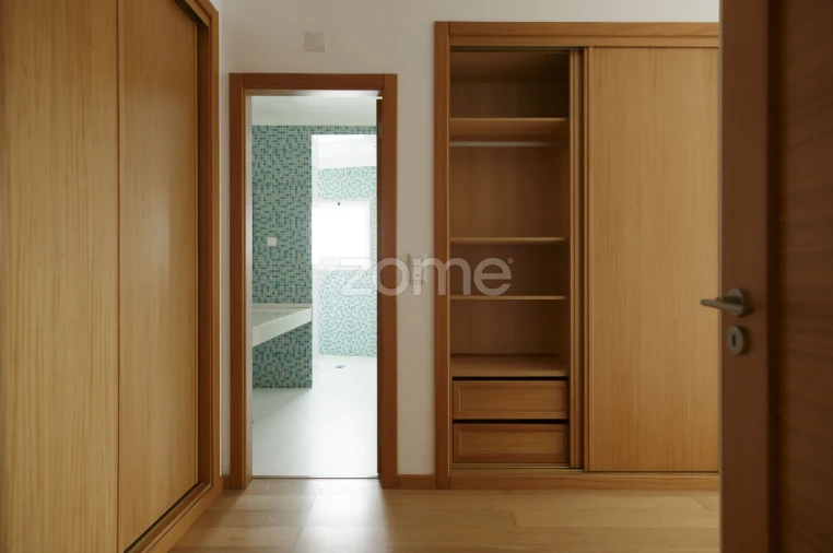 Apartamento T3 para Arrendamento em Oeiras e São Julião da Barra, Paço de Arcos e Caxias Foto 13