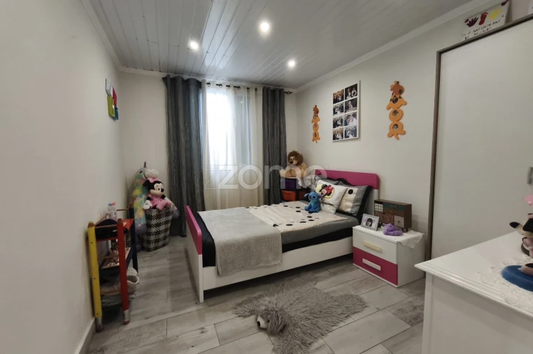 Moradia T3 para Venda em Fajã de Baixo Foto 10