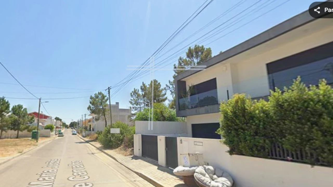 Terreno para Venda em Amora Foto 5