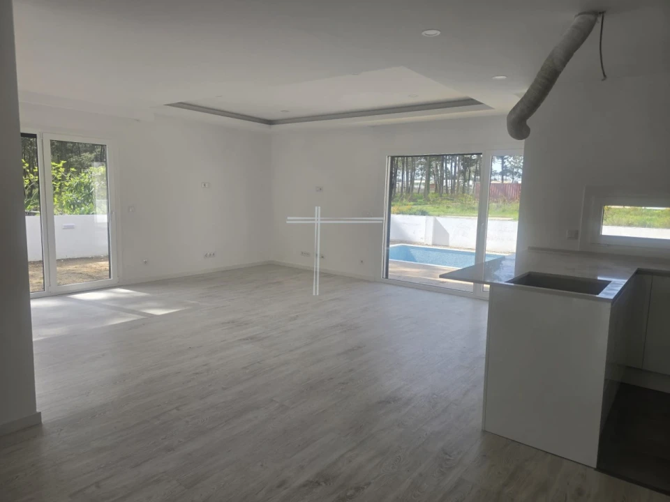 Moradia T3 para Venda em Charneca de Caparica e Sobreda Foto 5