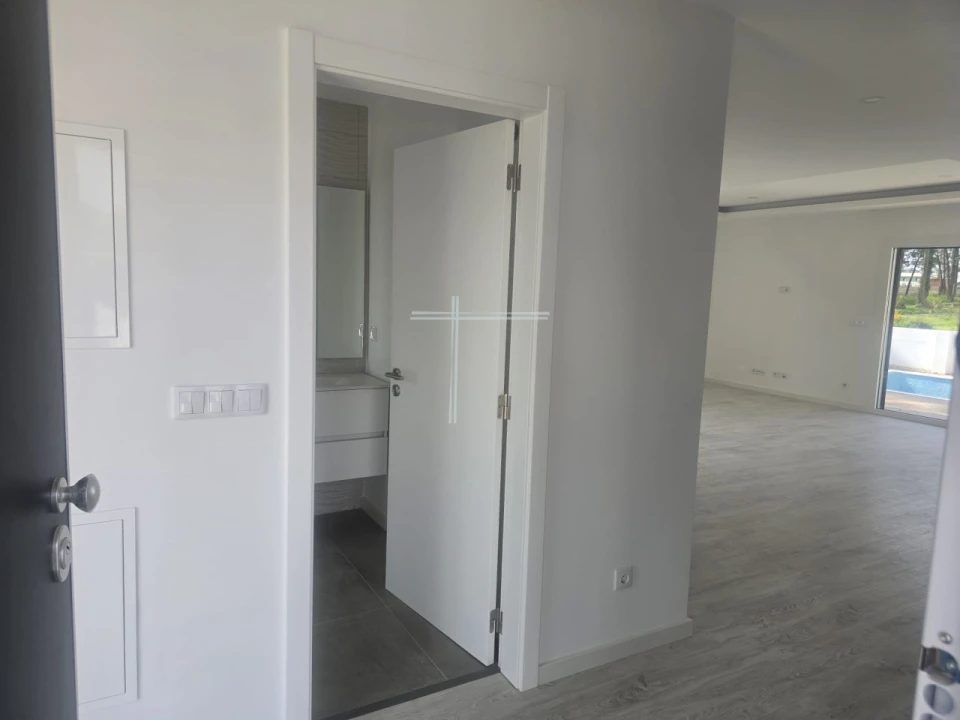 Moradia T3 para Venda em Charneca de Caparica e Sobreda Foto 6