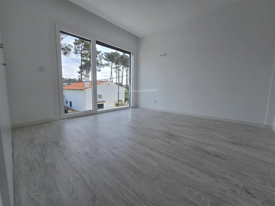 Moradia T3 para Venda em Charneca de Caparica e Sobreda Foto 10