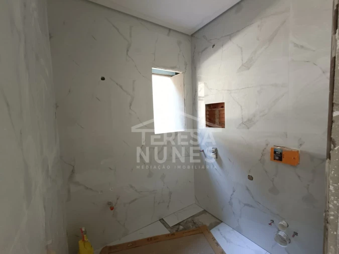 Moradia T4 para Venda em Fernao Ferro Foto 28