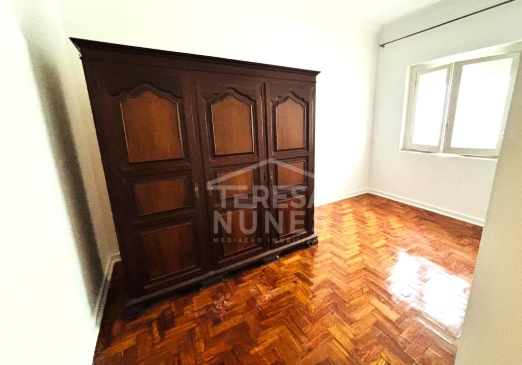 Apartamento T3 para Venda em Almada, Cova da Piedade, Pragal e Cacilhas Foto 12