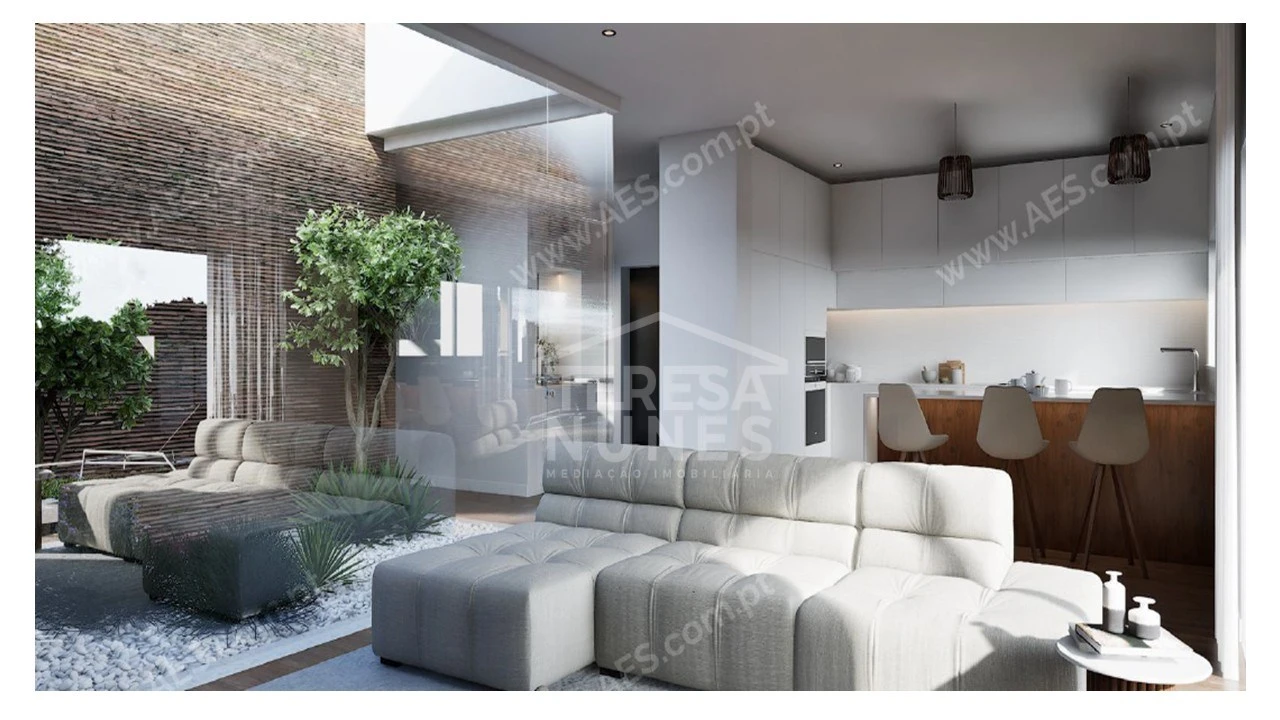 Moradia T4 para Venda em Fernao Ferro Foto 5