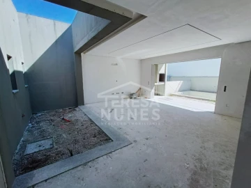 Moradia T4 para Venda em Fernao Ferro