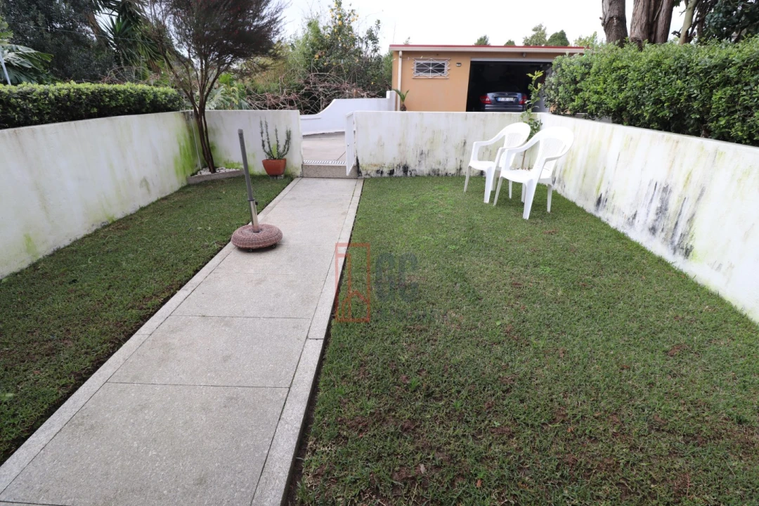 Moradia T3 para Venda em Madalena Foto 37