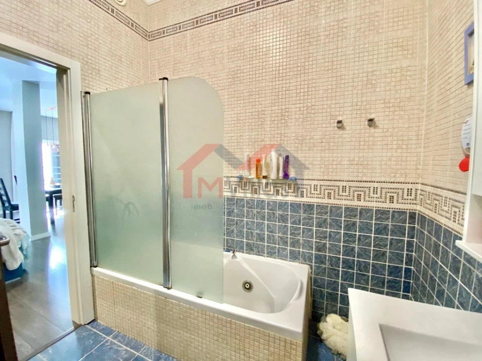 Apartamento T4 para Venda em Olhão Foto 24