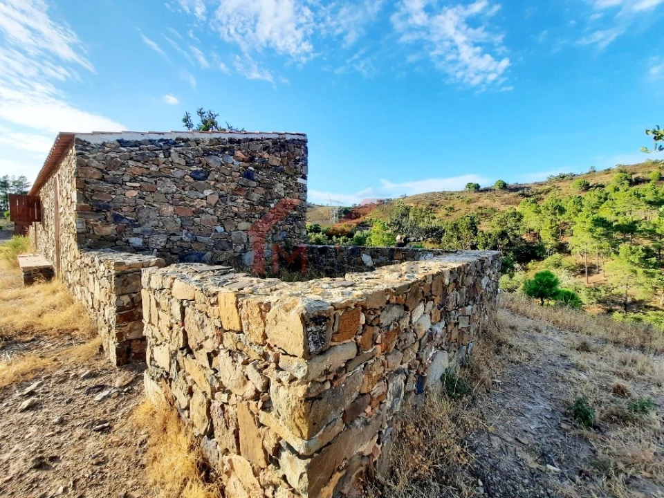 Terreno para Venda em Querença, Tôr e Benafim Foto 6