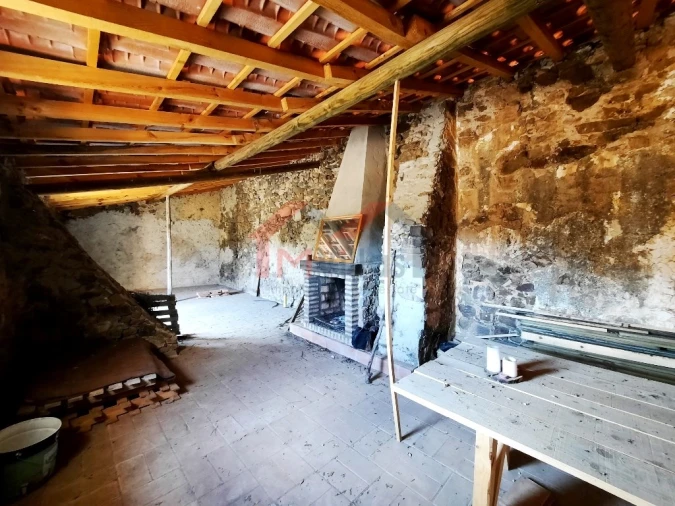 Terreno para Venda em Querença, Tôr e Benafim Foto 4