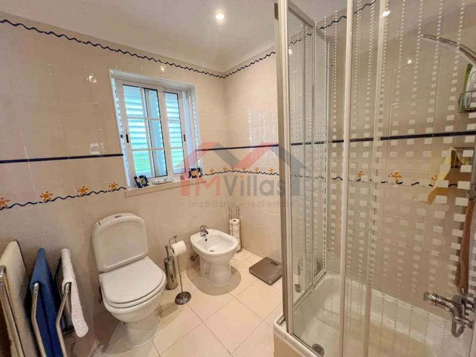 Moradia T4 para Venda em Moncarapacho e Fuseta Foto 13