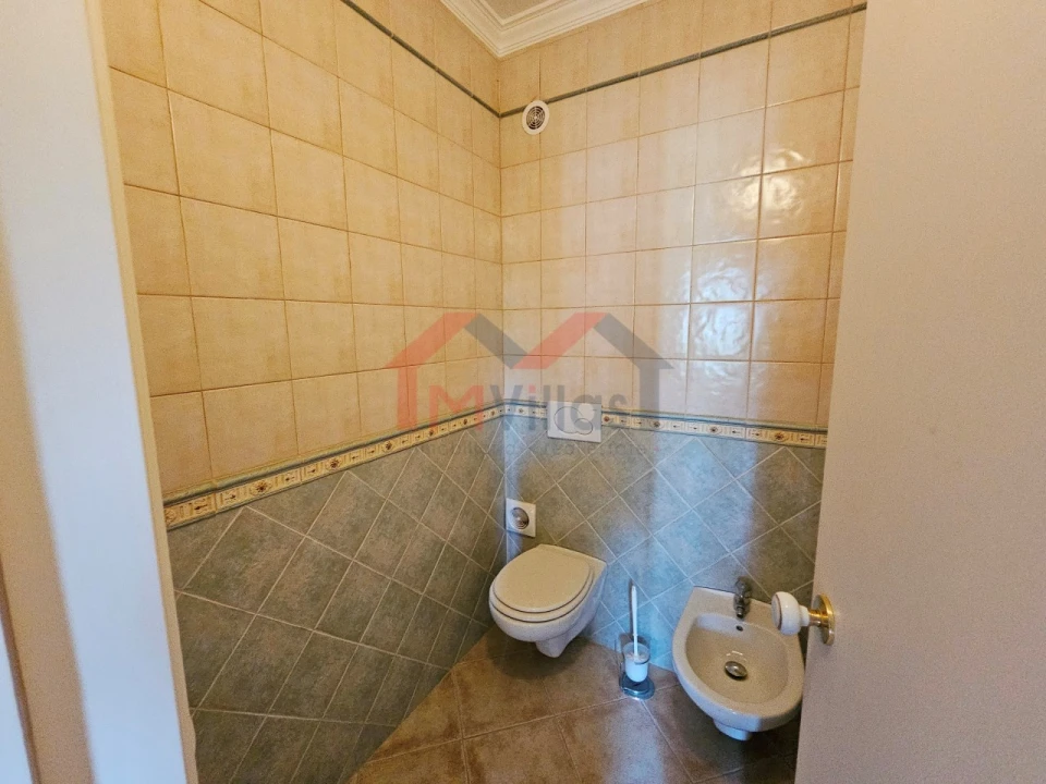 Moradia T3 para Venda em Santa Barbara de Nexe Foto 13