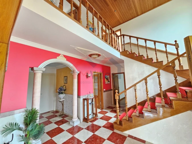 Moradia T3 para Venda em Santa Barbara de Nexe Foto 15