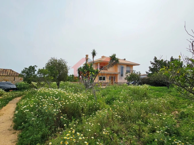 Moradia T3 para Venda em Santa Barbara de Nexe Foto 36