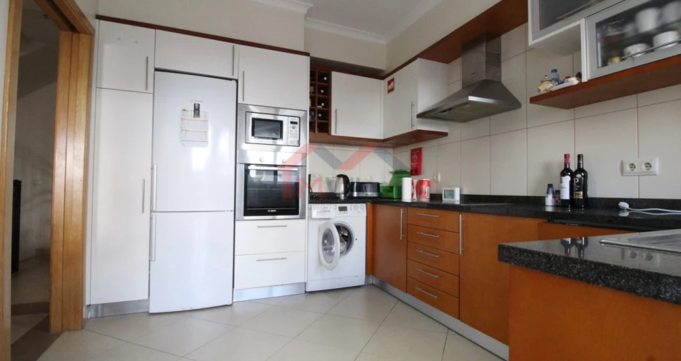 Moradia T4 para Venda em Conceição e Cabanas de Tavira Foto 4