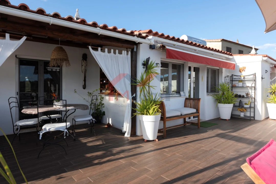 Moradia T4 para Venda em Salir Foto 26