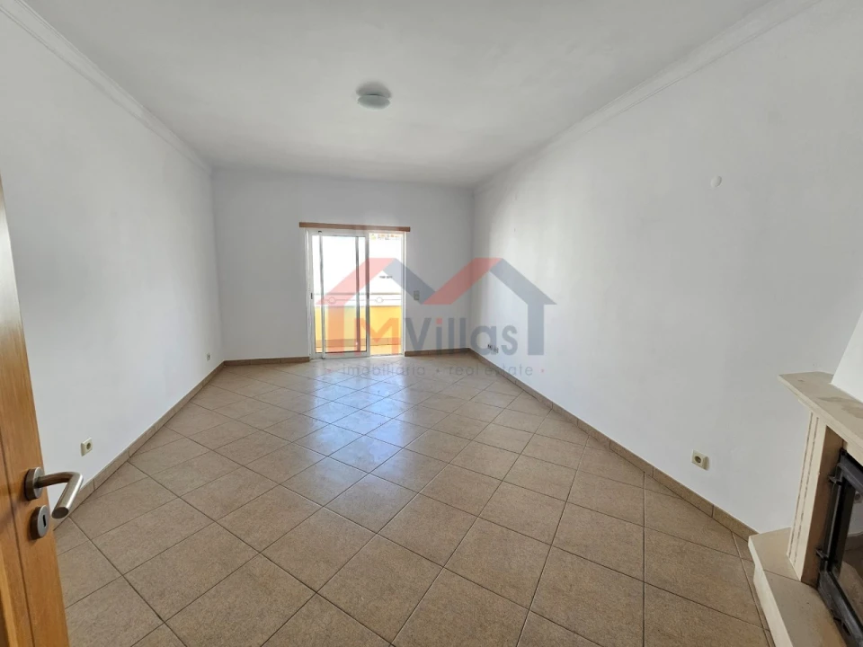 Apartamento T2 para Venda em Almancil Foto 2