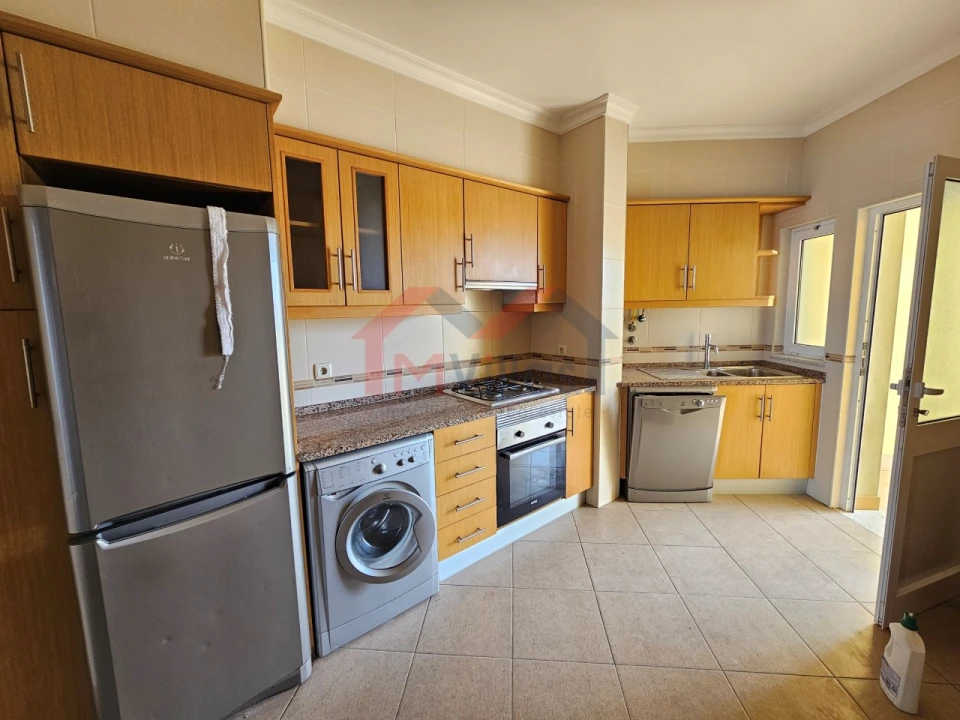 Apartamento T2 para Venda em Almancil Foto 3