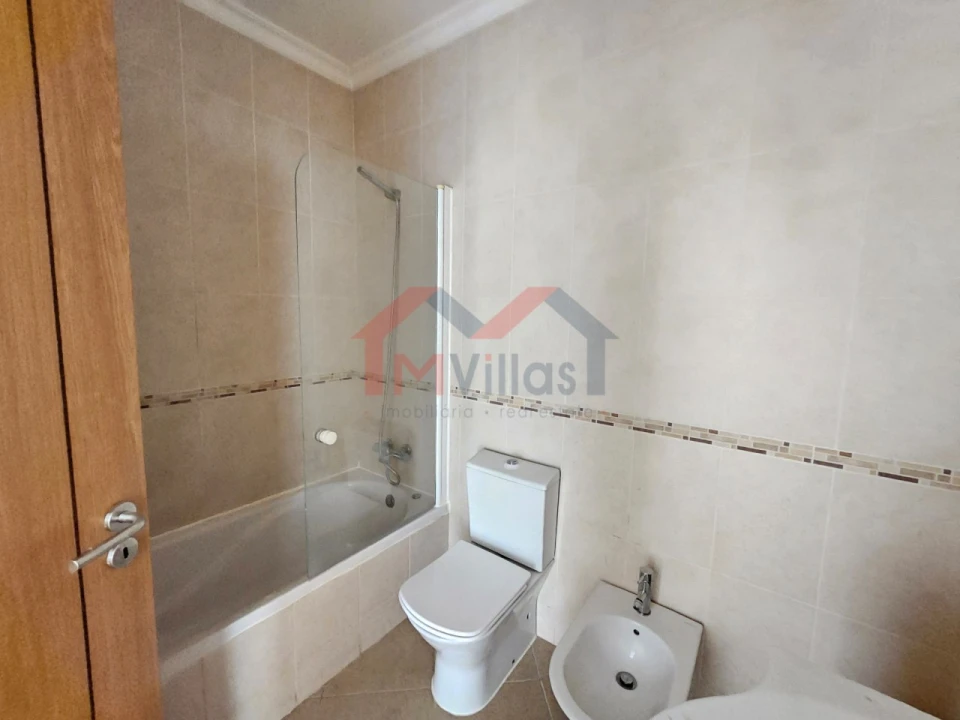 Apartamento T2 para Venda em Almancil Foto 10