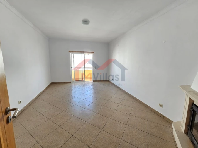 Apartamento T2 para Venda em Almancil Foto 2