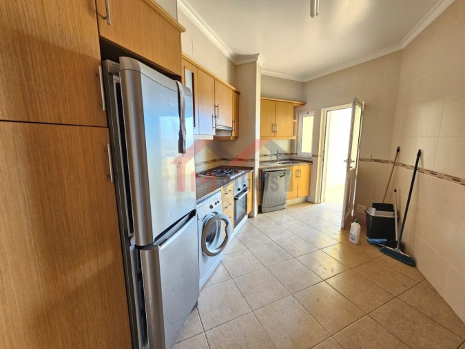 Apartamento T2 para Venda em Almancil Foto 4