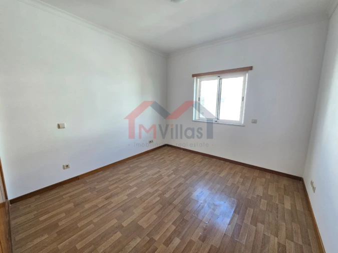 Apartamento T2 para Venda em Almancil Foto 13