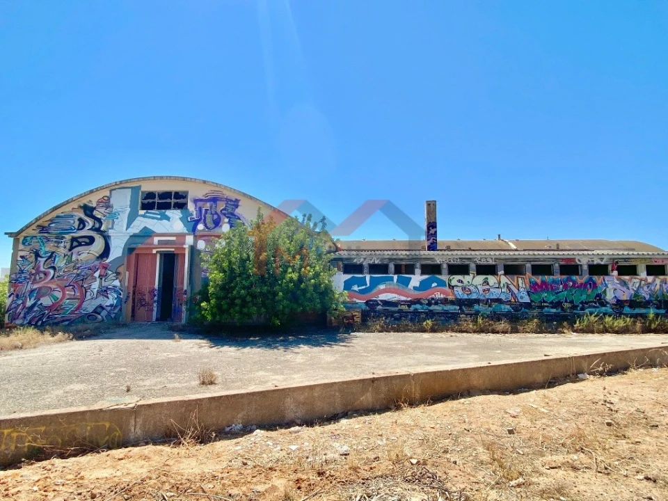 Terreno para Venda em Quelfes Foto 9
