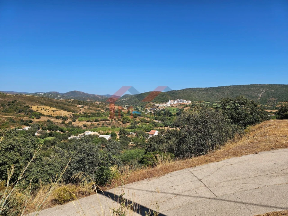Terreno para Venda em Querença, Tôr e Benafim Foto 2