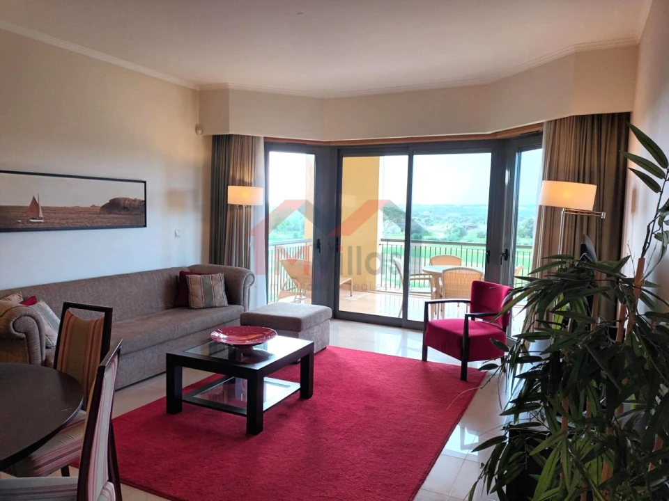 Apartamento T2 para Venda em Quarteira Foto 3