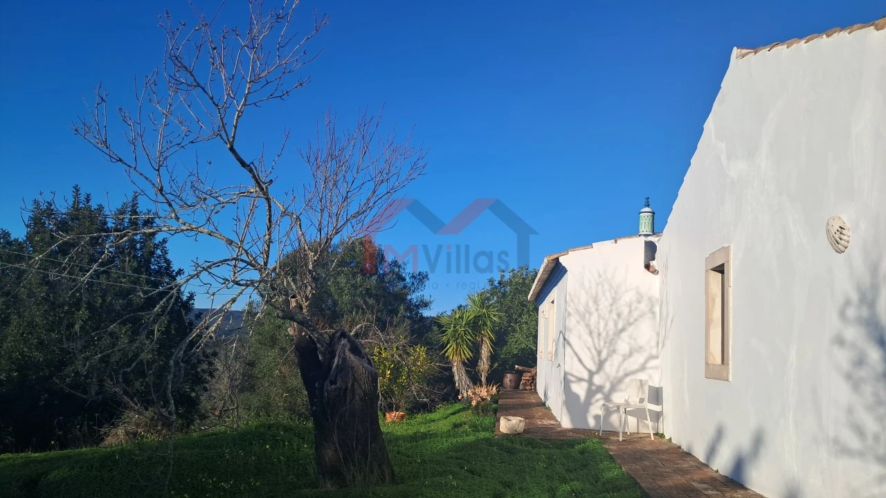 Moradia T2 para Venda em Querença, Tôr e Benafim Foto 12