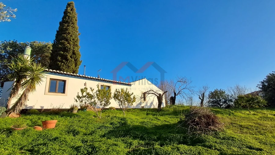 Moradia T2 para Venda em Querença, Tôr e Benafim Foto 10