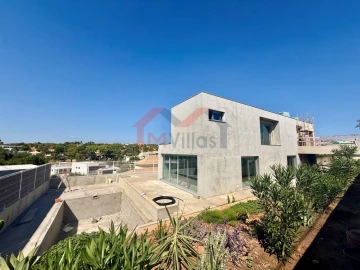 Moradia T3 para Venda em Almancil