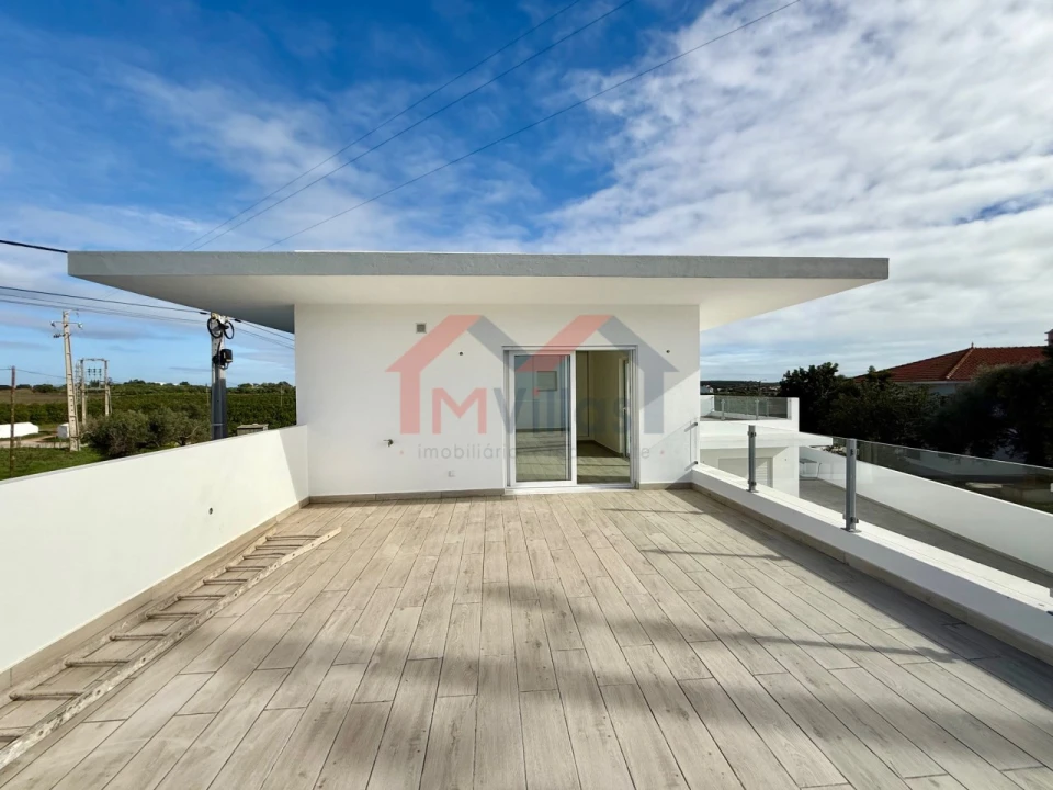 Moradia T4 para Venda em Altura Foto 27