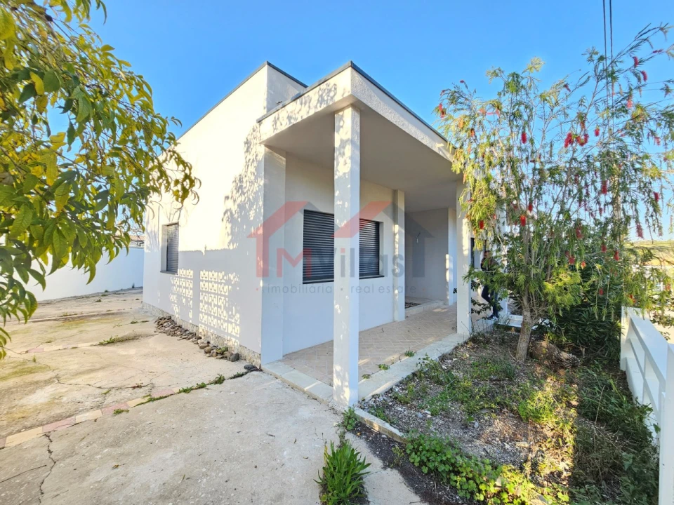 Moradia T3 para Venda em Loule (São Sebastião) Foto 14