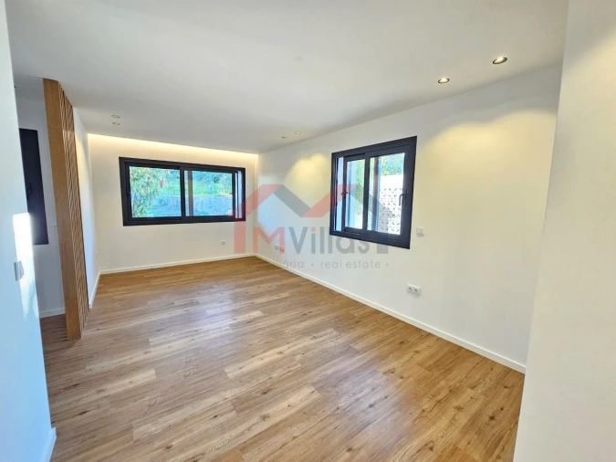 Moradia T3 para Venda em Loule (São Sebastião) Foto 3