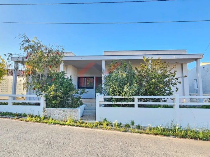 Moradia T3 para Venda em Loule (São Sebastião) Foto 16