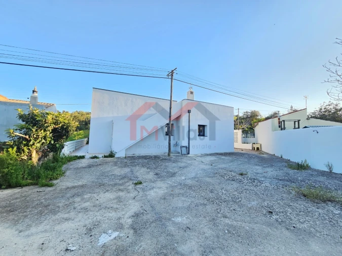 Moradia T3 para Venda em Loule (São Sebastião) Foto 29