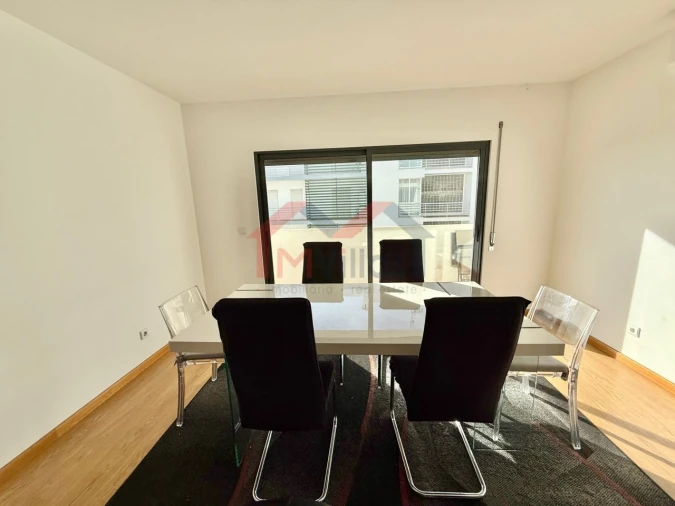 Apartamento T3 para Venda em Olhão Foto 5