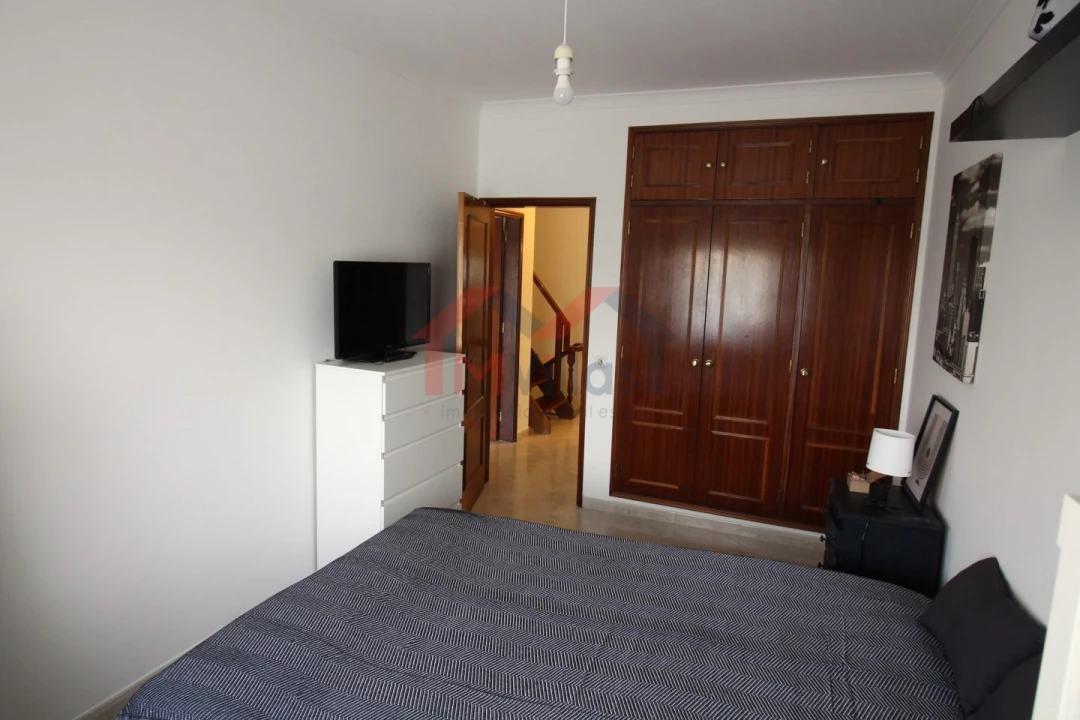 Moradia T3 para Venda em São Brás de Alportel Foto 13