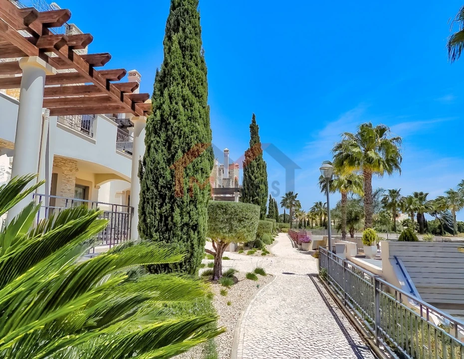 Apartamento T3 para Venda em Quarteira Foto 43