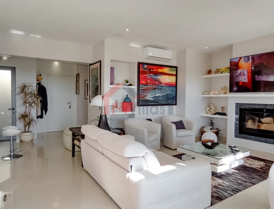 Apartamento T3 para Venda em Quarteira Foto 3