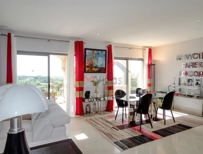 Apartamento T3 para Venda em Quarteira Foto 6