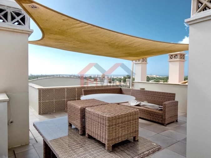 Apartamento T3 para Venda em Quarteira Foto 32