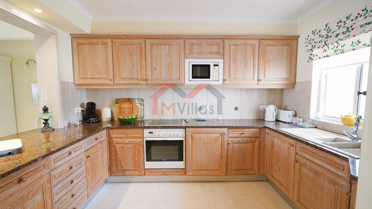 Apartamento T2 para Venda em Almancil Foto 5