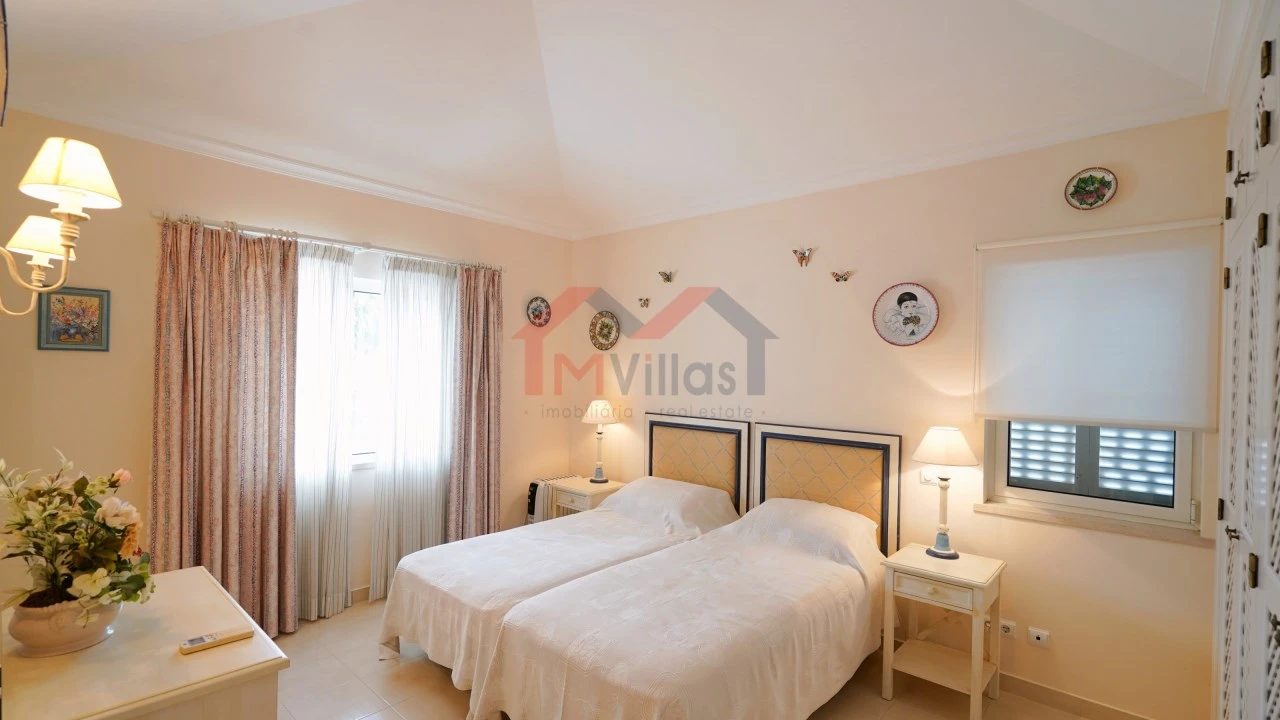 Apartamento T2 para Venda em Almancil Foto 10