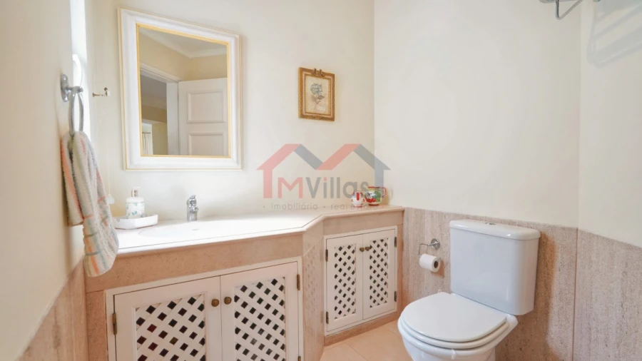 Apartamento T2 para Venda em Almancil Foto 9