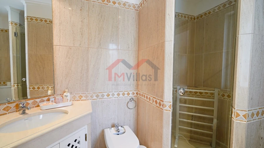 Apartamento T2 para Venda em Almancil Foto 12