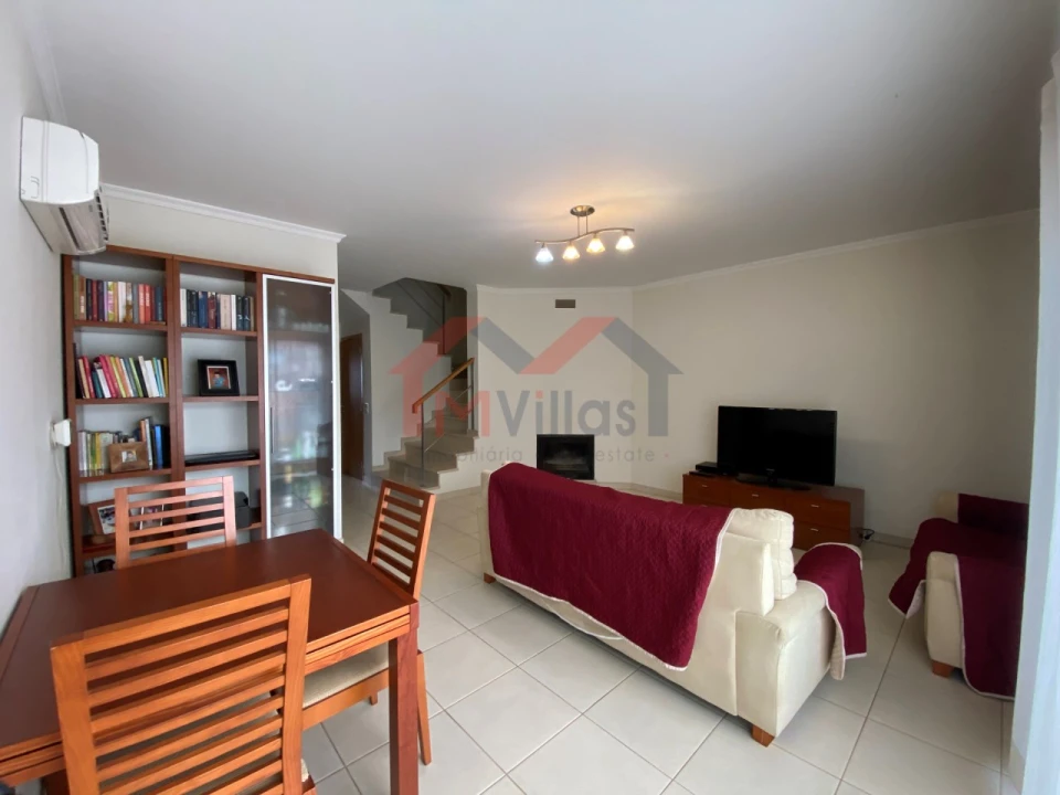 Moradia T3 para Venda em São Brás de Alportel Foto 3