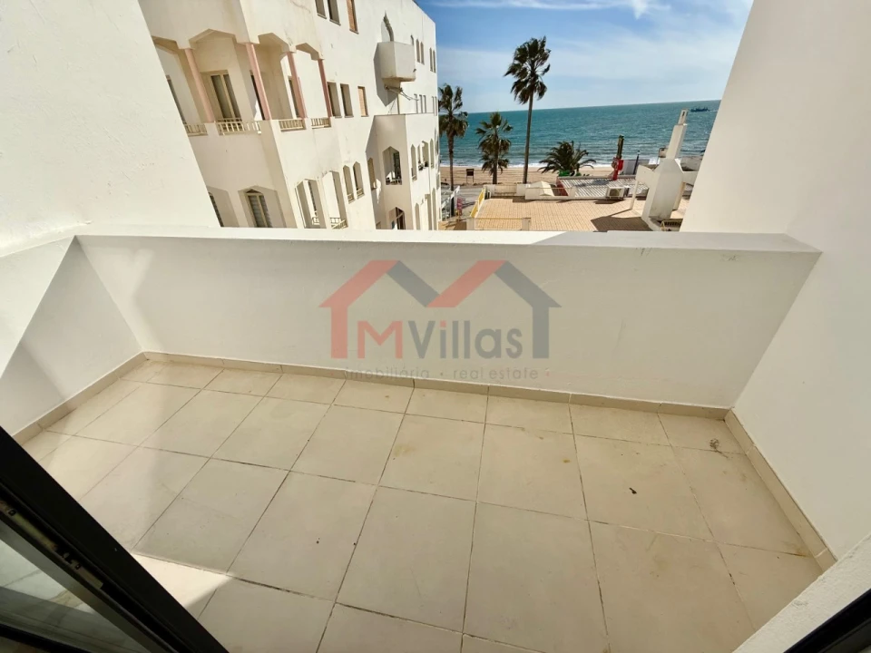 Apartamento T2 para Venda em Quarteira Foto 11